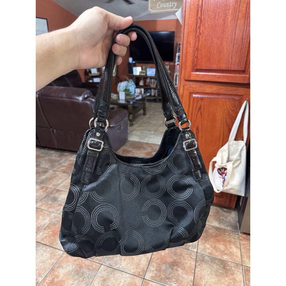 Vintage Coach Madison Opt Art Large Maggie Shoulder B… - Gem